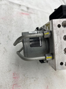 ⭕ 20-24 Tesla Model Y Anti-Lock ABS Brake System Pump Unit Module 1044745-00-B