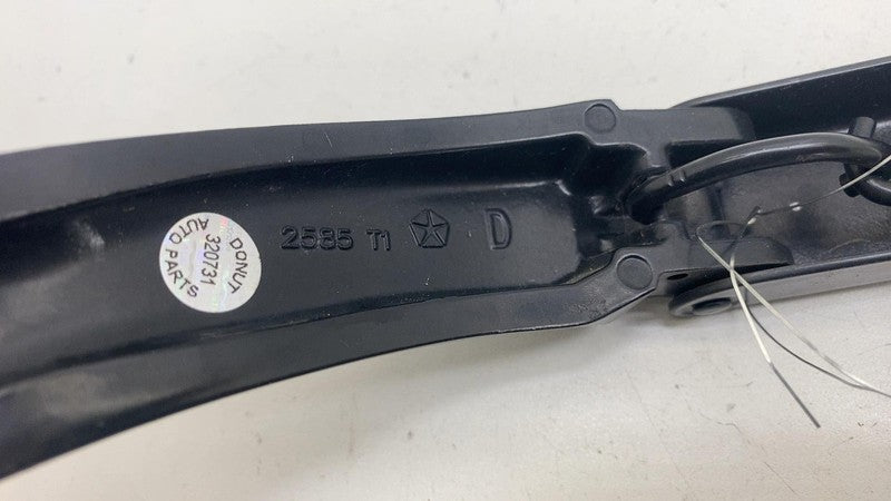 2585 T1 ⭕ 2017-2025 Chrysler Pacifica Front Driver Side Windshield Wiper Arm Left Assy
