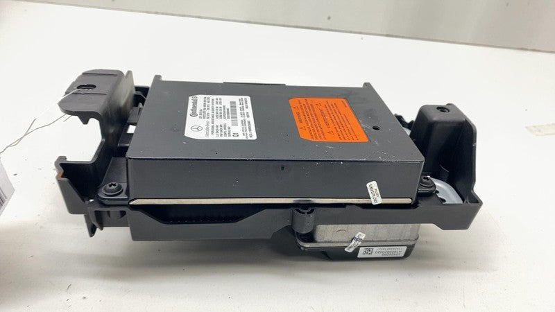 A 253 901 23 00 16-19 Mercedes-Benz GLE350 Power Inverter & Emergency Communication Module Assy