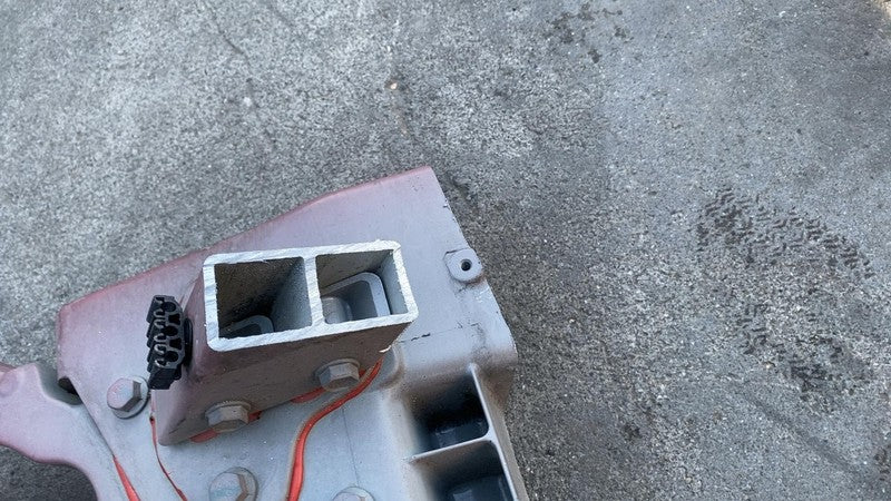 2016-2020 Tesla Model X Front Driver Side Frame Horn Rail Cut Tower St