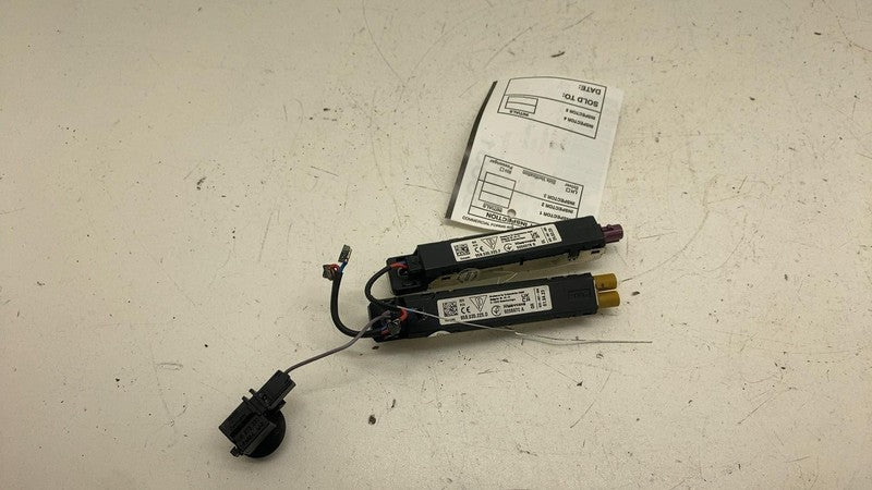 ⭕ 2017-2024 Porsche Cayenne Rear Trunk Lower Antenna Booster Module 95