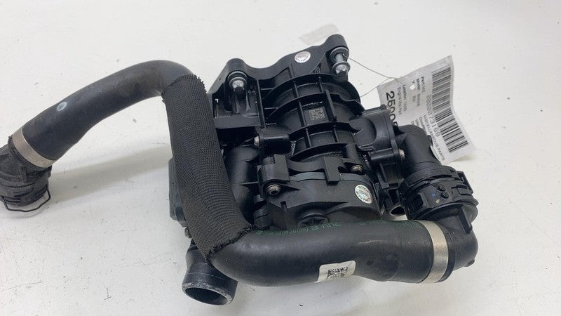 ⭕ 21-23 BMW 530e 330i xDrive Engine Coolant Thermostat Heat Management Housing