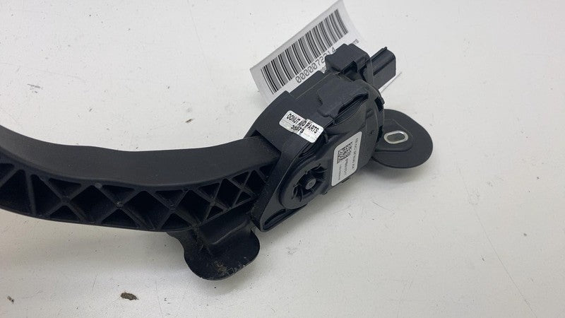 ⭕ 2016-2020 Tesla Model S X Accelerator Throttle Pedal Assembly BE5C 9