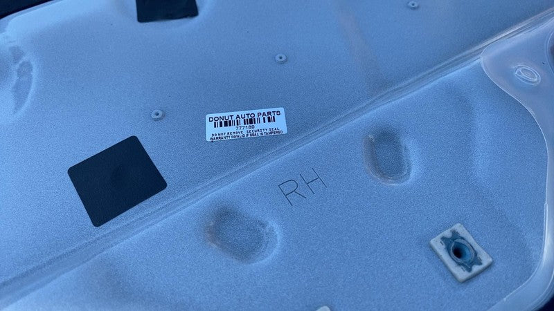 ⭕ 2018-2021 Lincoln Navigator Rear Passenger Side Door Shell Panel Whi