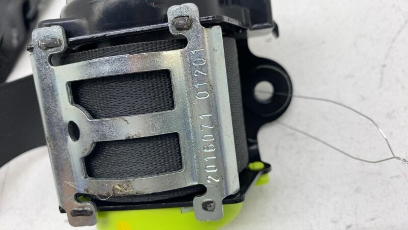 1089186-05-A 16-20 Model X Rear 2nd Row Seat Left or Right Seat Belt & Retractor 1089186-05-A