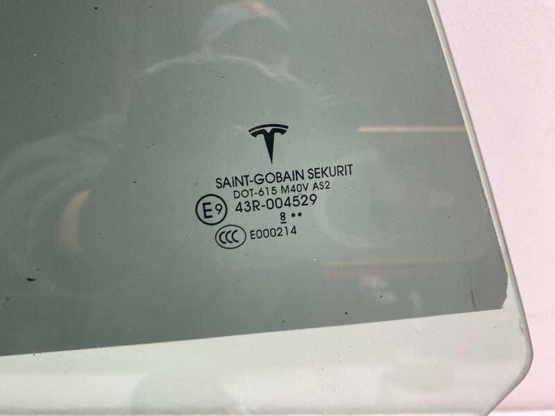 E9 43R-004529 ⭕17-23 Tesla Model 3 Rear Passenger Side Door Window Glass Right Single Pane OEM