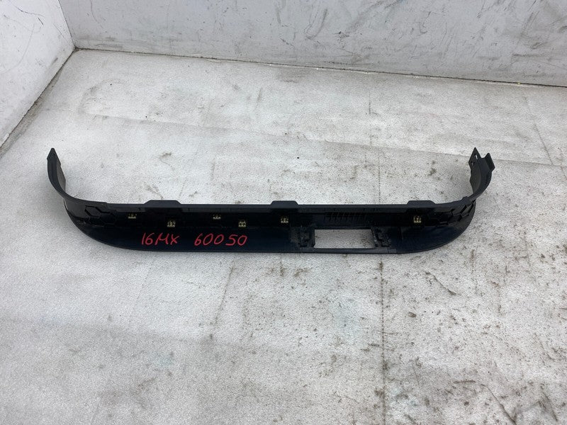 1105138 00 E 2016-2022 Tesla Model X MX Left Sill Plastic Racetrack Assembly LH 1105138-00-E
