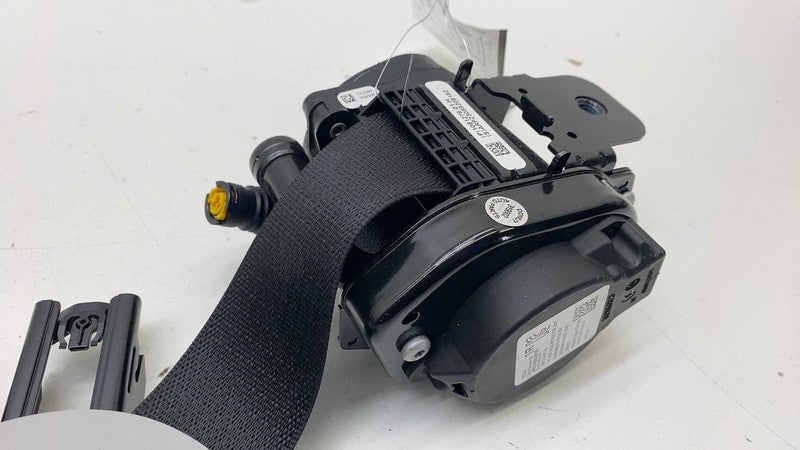 108127901H ⭕ 2017-2023 Tesla Model 3 Front Right 1st Row Seat Belt & Retractor 1081279-01-H