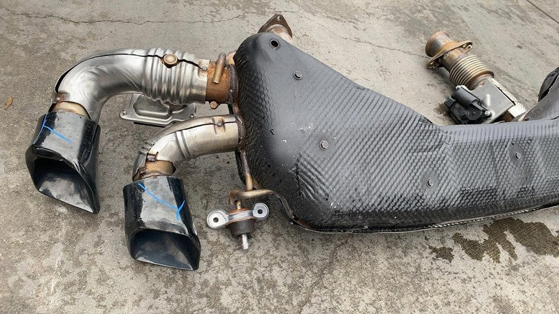 ⭕ 2022-2024 Chevrolet Chevy Corvette 6.2 V8 Exhaust System Rear Muffle