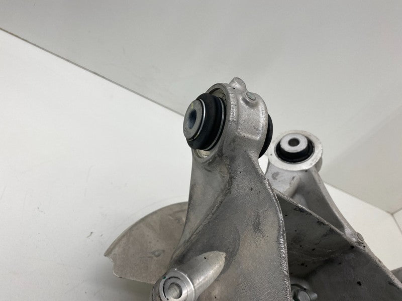 118841600F 20-24 Model Y Rear Right Spindle Knuckle w/ Wheel Hub & Dust Shield 1188416-00-F