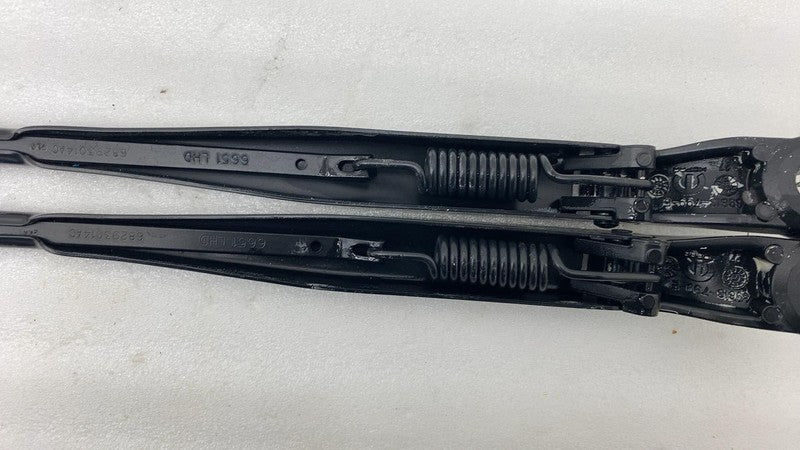 ⭕2018-2023 Jeep Wrangler Front Left & Right Windshield Wiper Arm Assy 