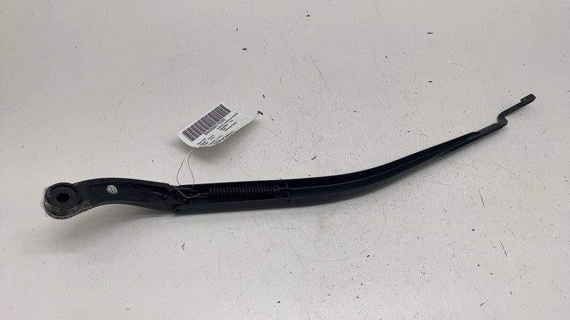 2586 T1 ⭕ 2017-2025 Chrysler Pacifica Front Passenger Side Windshield Wiper Arm Right RH