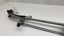 2013 2014 2015 2016 2017 2018 Ford C-Max Windshield Wiper Linkage and Motor Assy