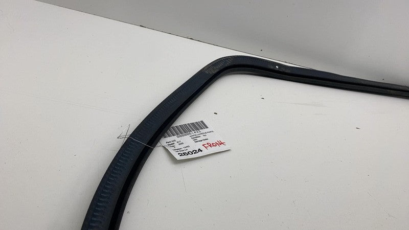 ⭕ 2022-2024 Rivian R1T R1S Front Driver Side Door Weatherstrip Rubber Seal Left