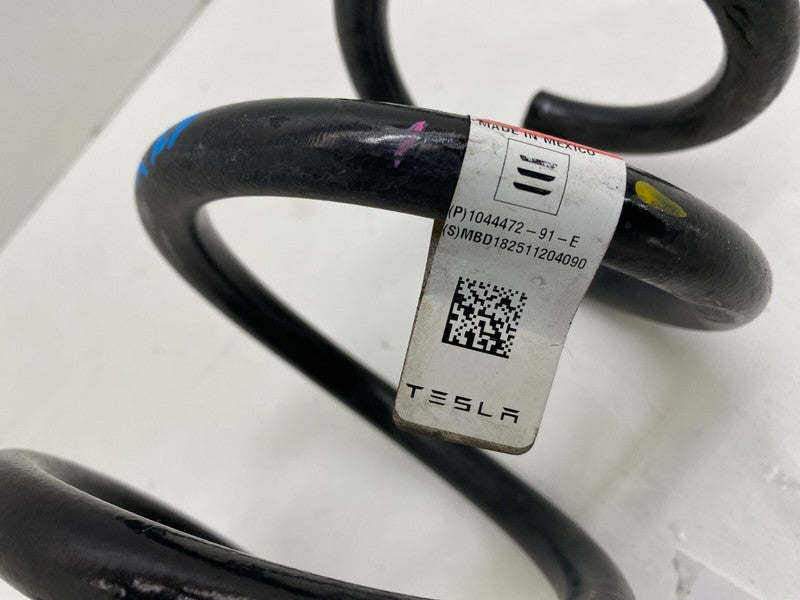 ⭕17-23 Model 3 Rear Passenger Side Shock Absorber Coil Spring Right 10