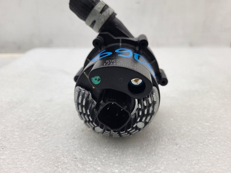 106747300F ⭕ 2012-2020 Tesla Model S Coolant Water Pump Assembly Foam Isolated 1067473-00-F