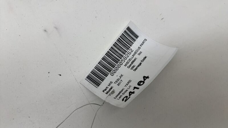 100453205F ⭕16-20 Tesla Model X Front Left Seat Belt 1st Row Lap Pretensioner 1004532-05-F