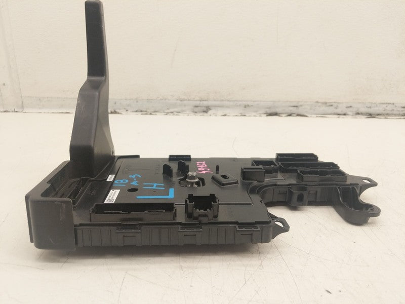 ⭕2017-2023 Tesla Model 3 Front Left Low Voltage Body Control Module 10
