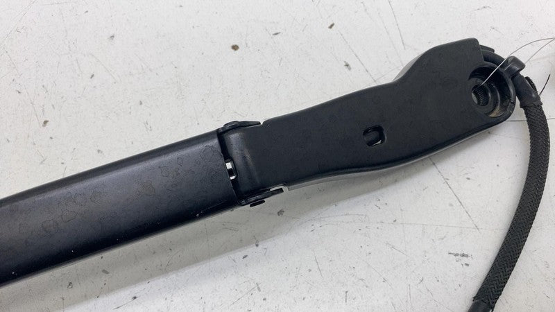 31696294 ⭕ 2021-2025 Polestar 2 Front Passenger Side Windshield Wiper Arm Right 31696294