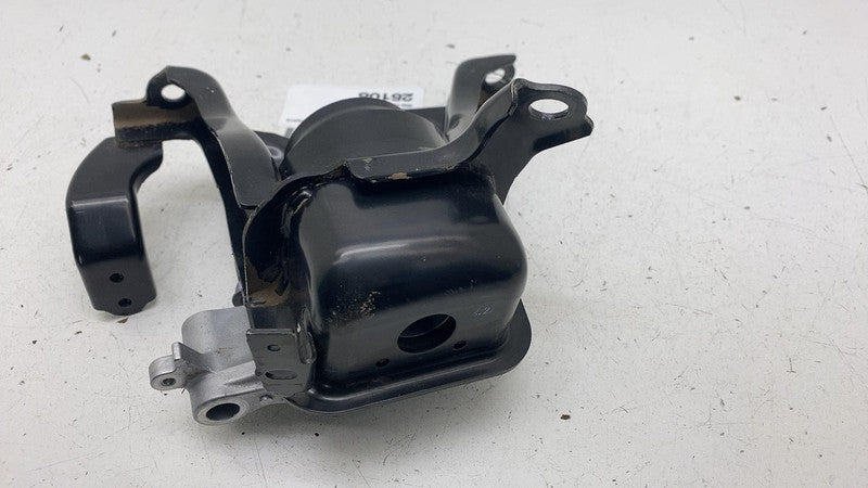 ⭕ 2023-2024 Toyota Prius Passenger Side Engine Motor Mount Bracket Sup