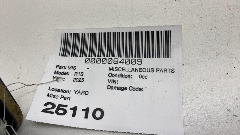 C100740253 C ⭕ 2025 Rivian R1S Rear Right 3rd Row Overhead Roof Dome Lamp Courtesy Light