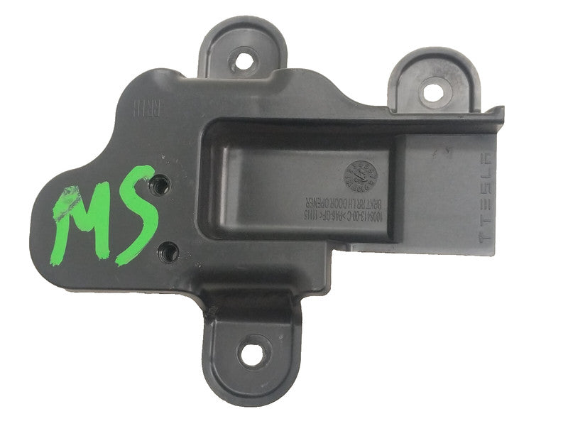 ⭕ 2012-2020 Model S Rear Driver Side Door Opener Mount Bracket Left 1008413-00-C