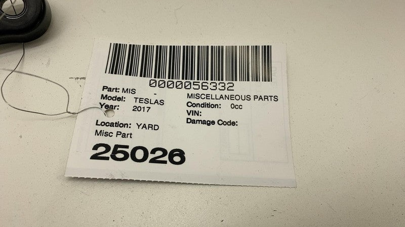 105339900A 2012-2020 Tesla Model S Front Passenger Windshield Wiper Arm Right 1053399-00-A