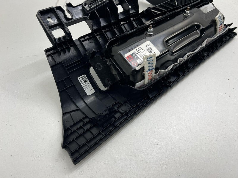 2026 Tesla Model Y Juniper Front Driver Lower Knee Safety Airbag Modul