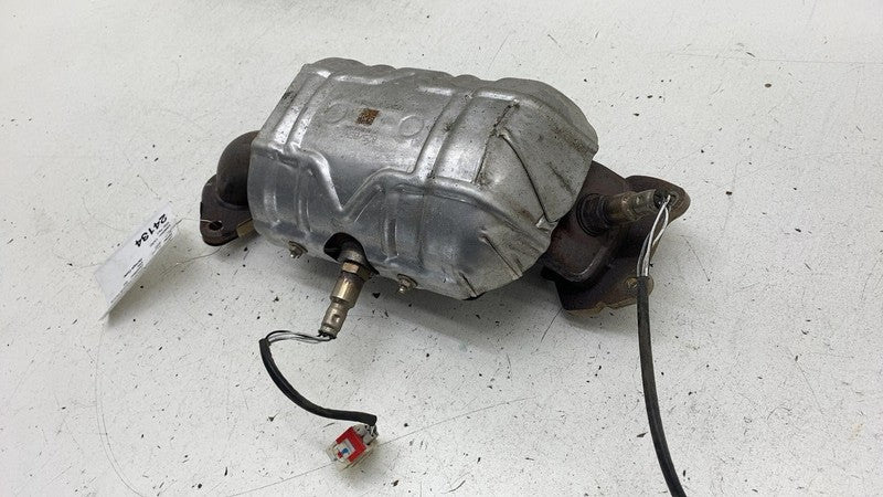 68365825AC ⭕ 2017-2024 Chrysler Pacifica Exhaust Manifold Assembly OEM 68365825AC