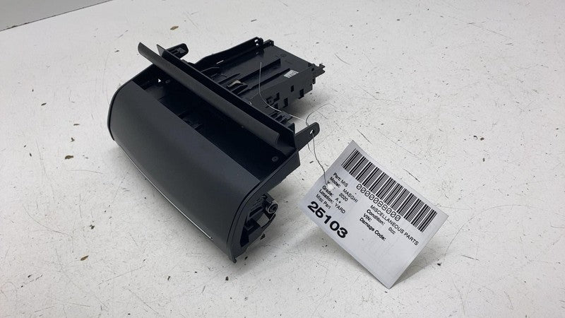 ⭕17-20 Maserati Ghibli Front Dash Storage Bin Tray Compartment Console