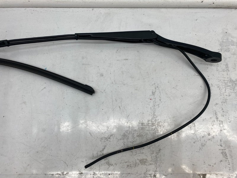 2020-2023 Tesla Model Y MY Front Left or Right Windshield Wiper Arm & Blade OEM
