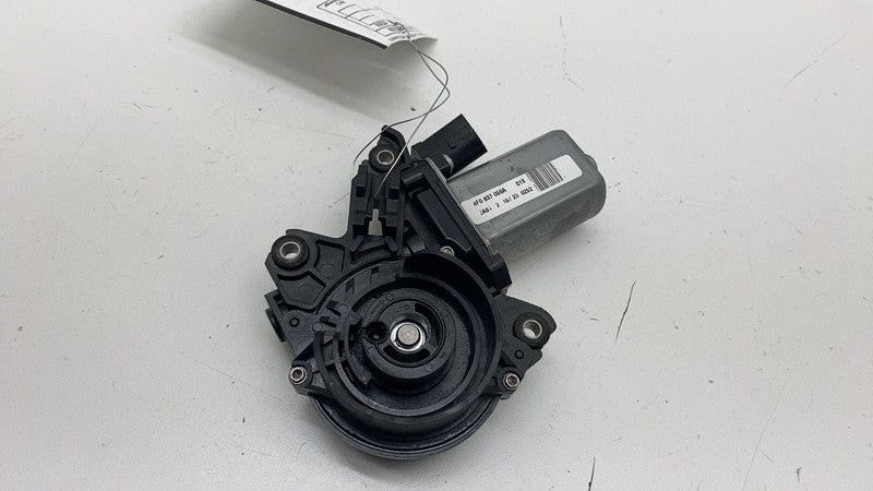 4F0 837 069 A ⭕ 2018-2024 Porsche Cayenne Front Left Power Door Close Assist Motor 4F0837069A