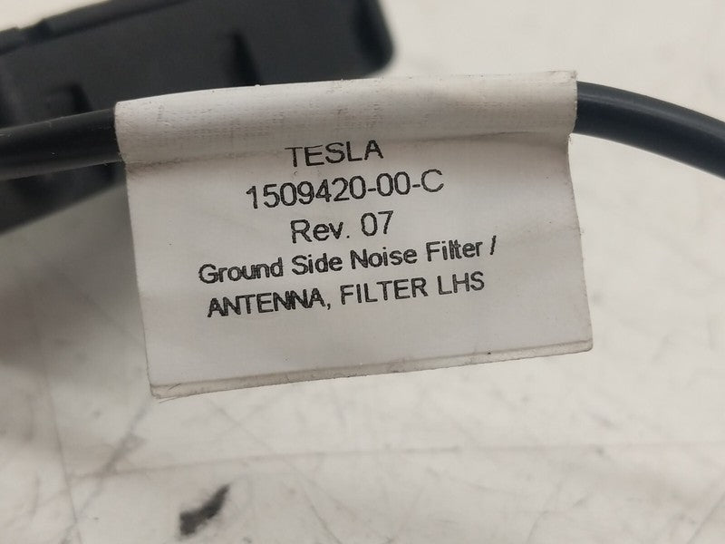 ⭕17-25 Tesla Model 3 Ground Side Noise Filter GND Antenna Amplifier 15