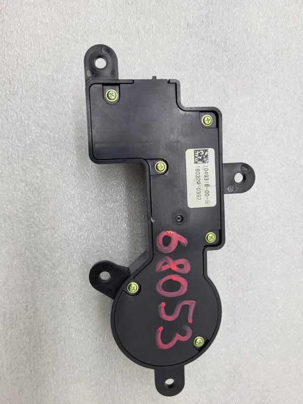 ⭕ 2016-2020 Tesla Model X Front 1st Row Seat Control Switch Right 1049