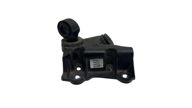 ⭕ 2018-2021 Lincoln Navigator Front Right Air Intake Tube Bracket HL34