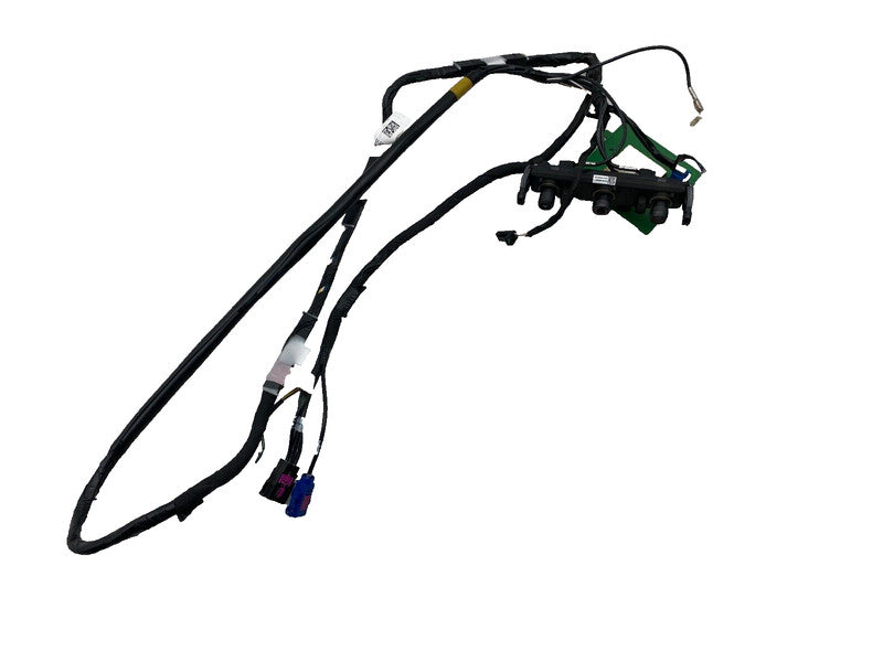 A18 105030301 17-22 Model 3 Windshield Triple Camera + Antenna GPS Module Harness 1079734-00-C