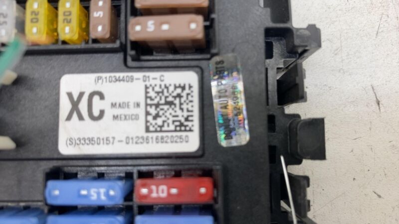 103440901C 16-20 Model X Front Junction Cabin Fuse Box Relay Control Frunk 12V 1034409-01-C