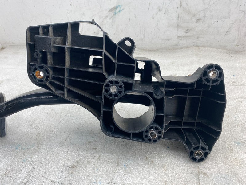 1188691 01 B ⭕ 2020-2024 Tesla Model Y MY Front Left Drive Brake Pedal Asembly 1188691-01-B