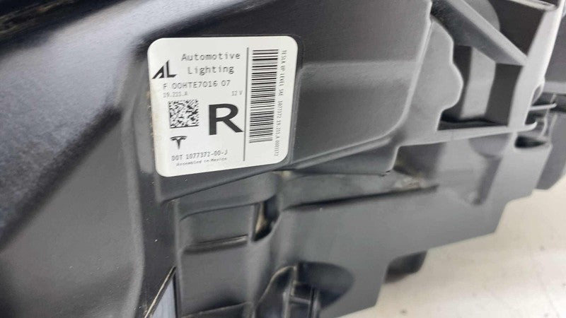 ⭕ 17-23 Tesla Model 3 Front Right Headlight LED Up-Level Headlamp 1077