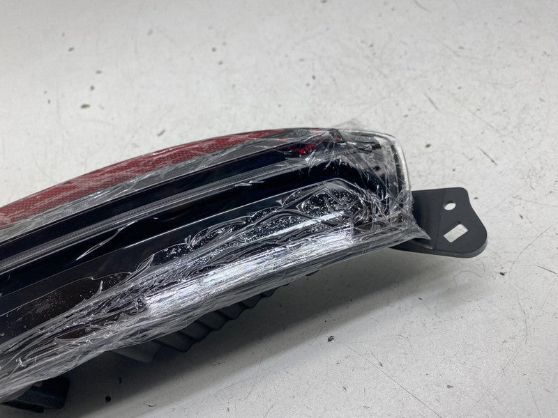 1712514 00 D ⭕ 24-26 Tesla Model 3 Rear Right Taillight Lower Bumper Taillamp RH 1712514-00-D