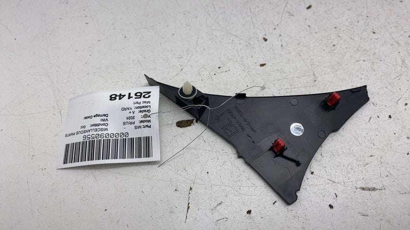 ⭕ 2023-2025 Toyota Prius Rear Left Liftgate Back Door Molding Cover 76