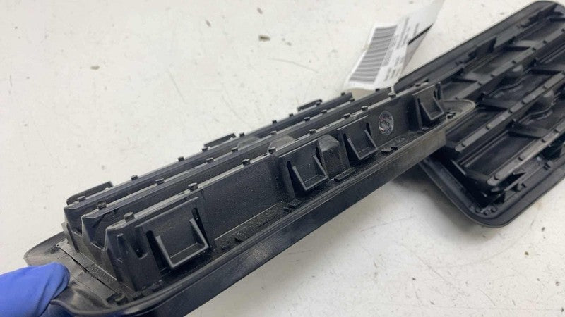 68170766 AB ⭕ 17-25 Chrysler Pacifica Rear Left & Right Quarter Air Vent Grille 68170766AB