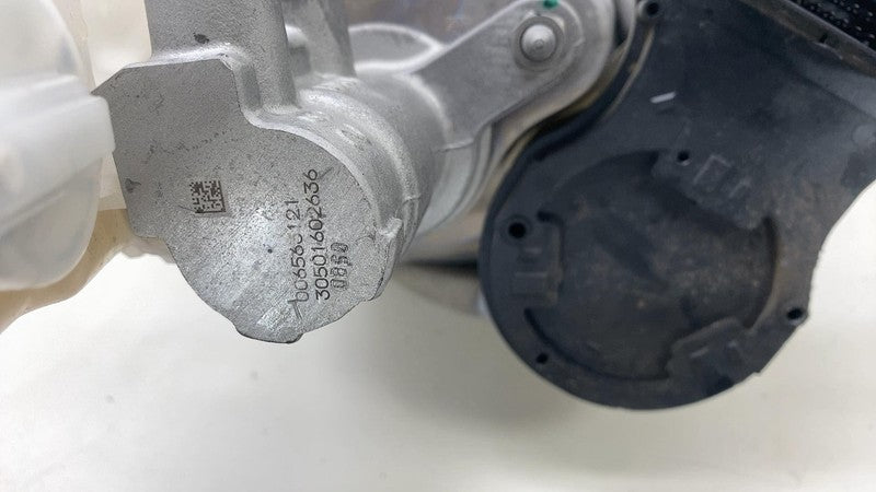 ⭕ 17-23 Tesla Model 3 Power Brake Booster Master Cylinder Reservoir 10