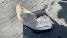 Front Seat TESLA X 22