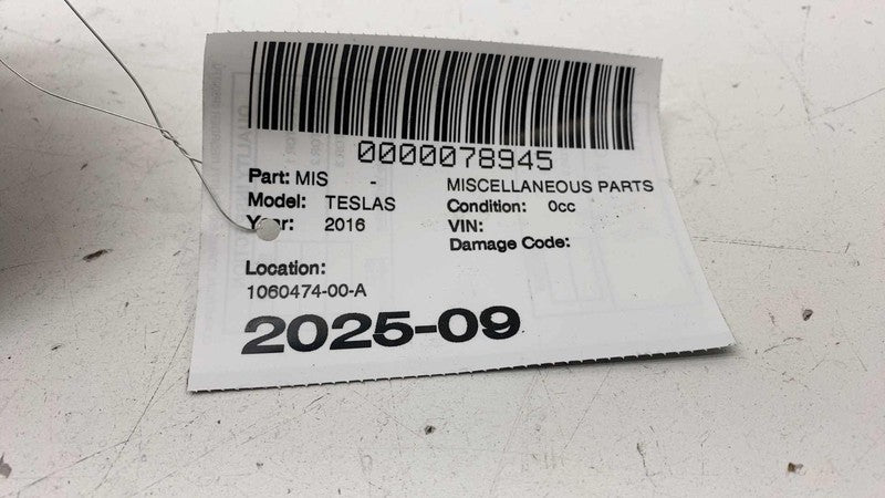 106047400A ⭕ 16-20 Model S MS Front Under Hood Apron Trim Cover Panel Molding 1060474-00-A