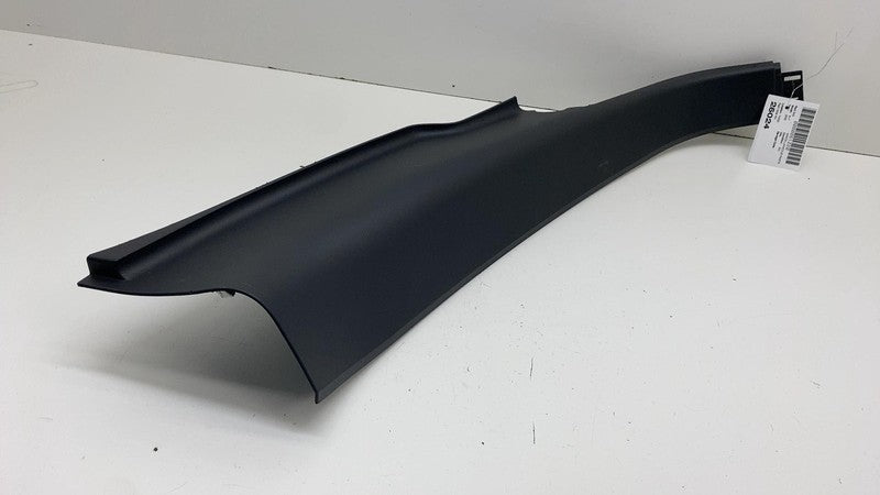 PT00001388 ⭕ 2022-2024 Rivian R1T Rear C-Pillar Trim Panel Cover Lower Right OEM PT00001388