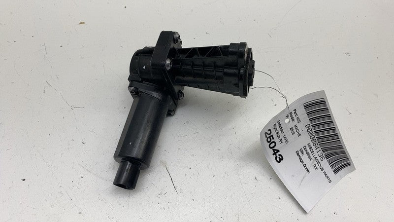 LJ8B-14B287-AE ⭕ 21-24 Ford Mustang Mach-E Right Door Lock Latch Actuator Motor LJ8B-14B287-AE