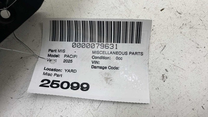 68227309AF ⭕ 17-25 Chrysler Pacifica Rear Left D-Pillar Quarter Applique Panel 68227309AF