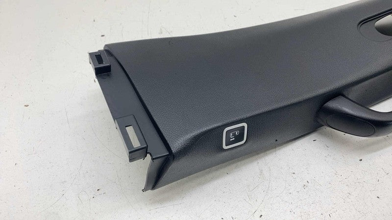 6EK22DX9AJ ⭕ 17-25 Chrysler Pacifica Right B-Pillar Upper Trim Cover Panel Black 6EK22DX9AJ