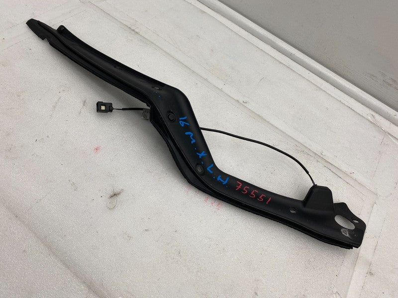 1006019 ⭕ 16-20 Model X Rear Driver Side Lower Door Pinch Sensor Carrier Left LH 1006019